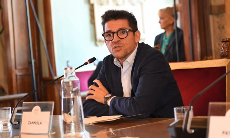 È stato presentato in Campidoglio, insieme all’Assessore alla Mobilità Eugenio Patanè, all’Assessora ai Lavori Pubblici Ornella Segnalini e al Direttore Generale di Atac Paolo Aielli, il piano legato ai lavori [&hellip;]