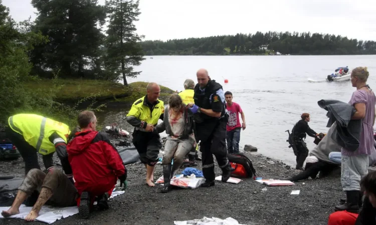 A quindici anni dalla strage di Utøya, la Norvegia ha inaugurato a Oslo un nuovo memoriale dedicato alle 77 vittime del terrorismo di estrema destra. Un luogo pensato non solo [&hellip;]